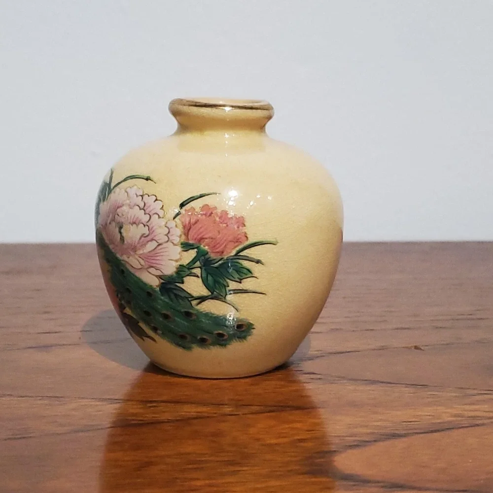 Vintage Oriental Bud Vase With‎ Peacock and Flowers Gold Rimmed Ceramic Glossy